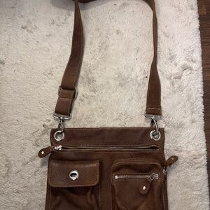 Roots cross body bag